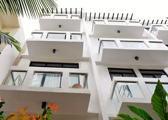 Luxx Boutique Boracay